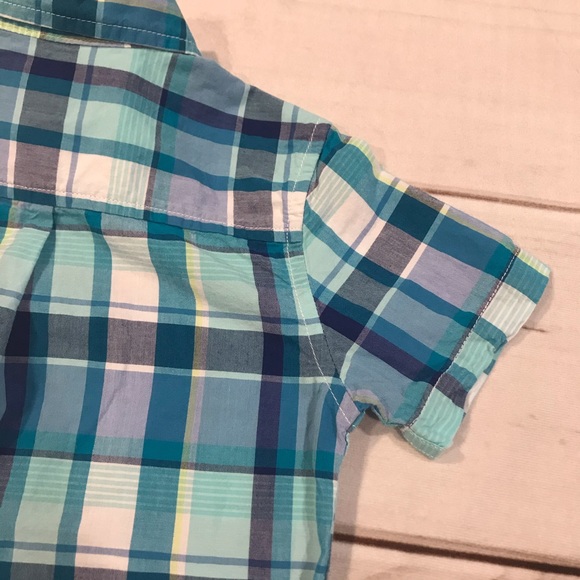 8/$25 TCP The Children’s Place Short Sleeve Plaid Sh… - Picture 9 of 11